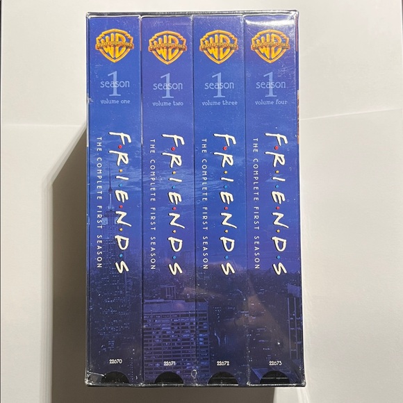 Friends The Complete First Season VHS - Picture 3 of 3